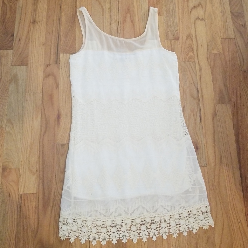 Callie Mac off white dress with lining, lace overlay, Size S